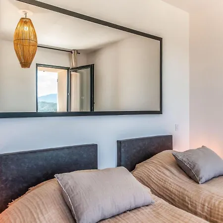 Beautiful With Private Pool Holiday home *