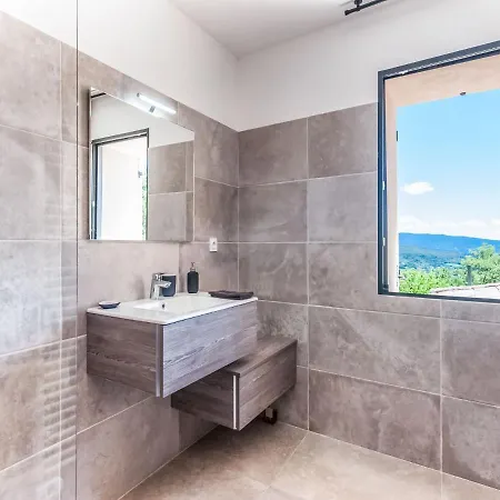 Beautiful With Private Pool